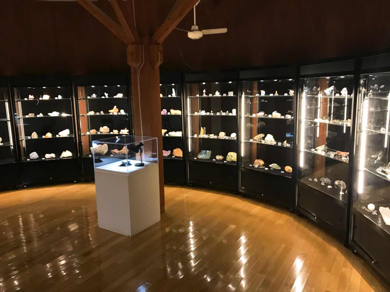 石と賢治のミュージアム<岩手県> 宮沢賢治 石旅