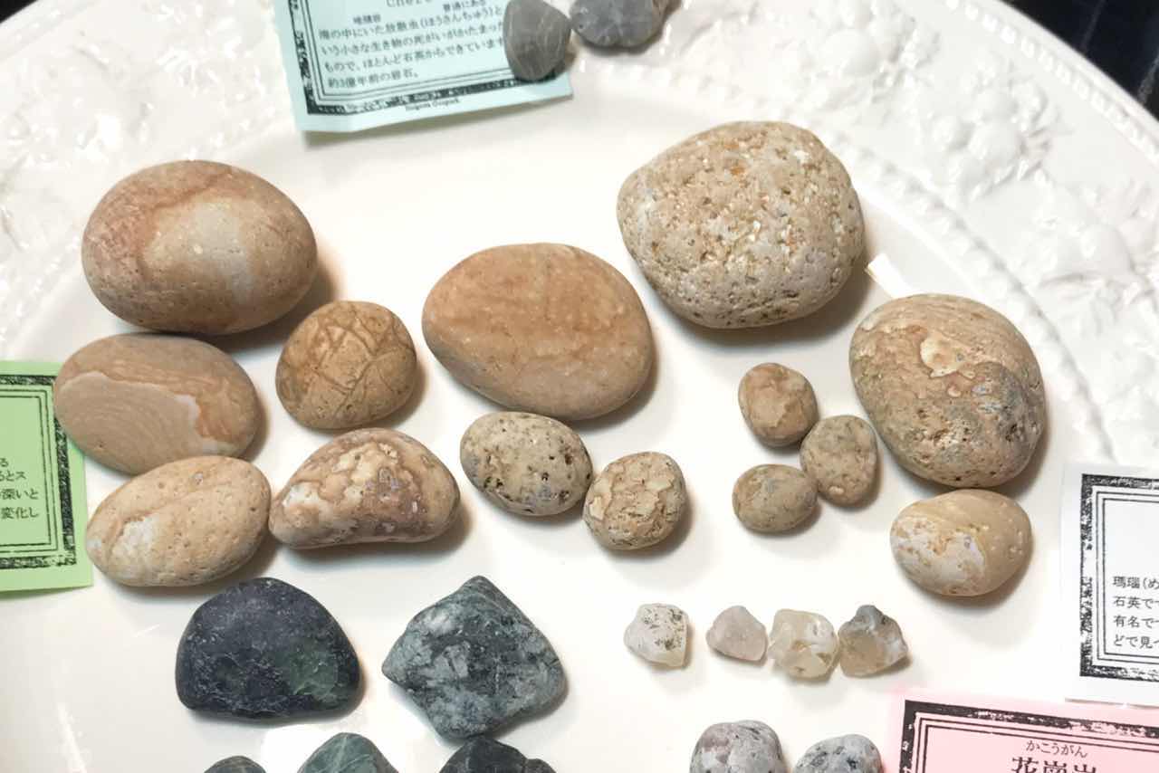 薬石 親不知海岸