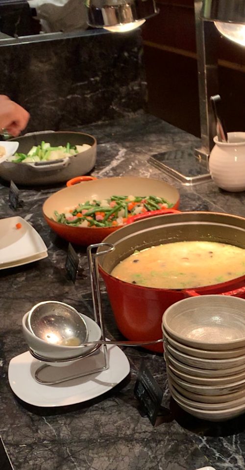 新宿映えスポット｜ヒルトン東京ランチビュッフェ【体験談】