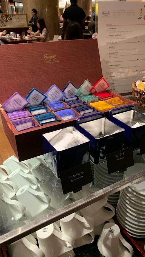 新宿映えスポット｜ヒルトン東京ランチビュッフェ【体験談】