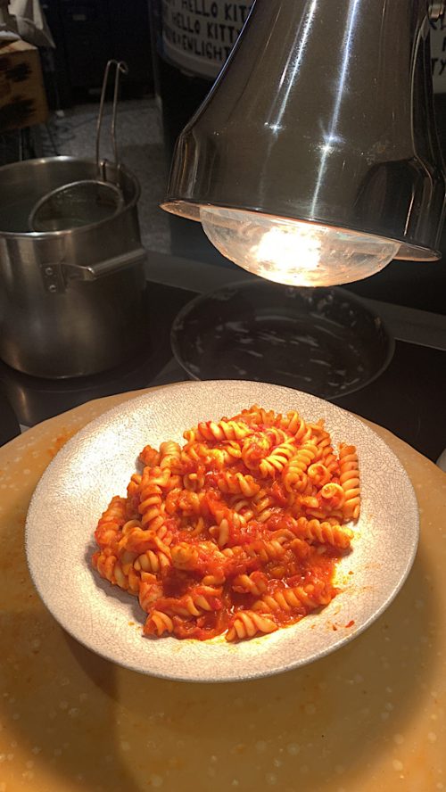 新宿映えスポット｜ヒルトン東京ランチビュッフェ【体験談】