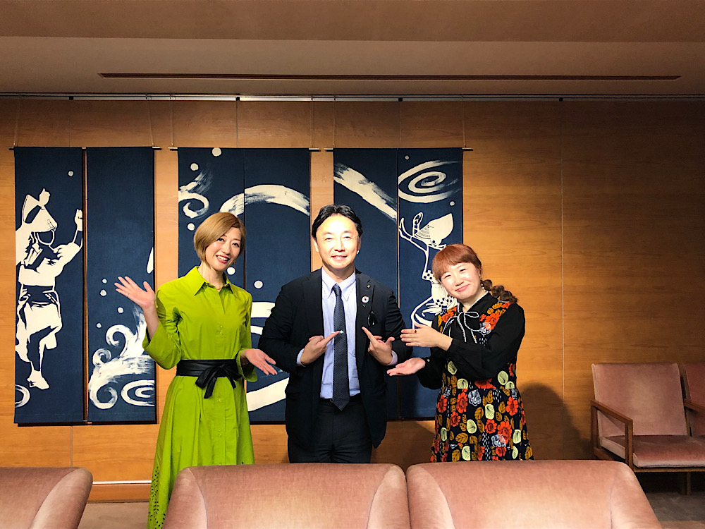 ローズココン とくしまふるさとジュエリー 2023年11月10日に徳島県庁・知事室訪問