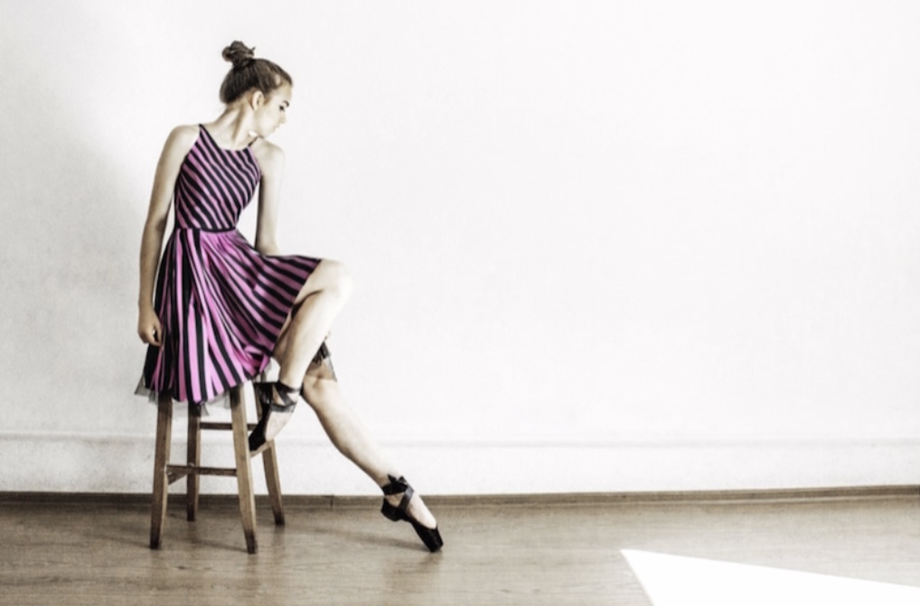 Canvaアプリ！人物写真の洋服の着せ替え・色を変える方法は？【ブランディングに活用】