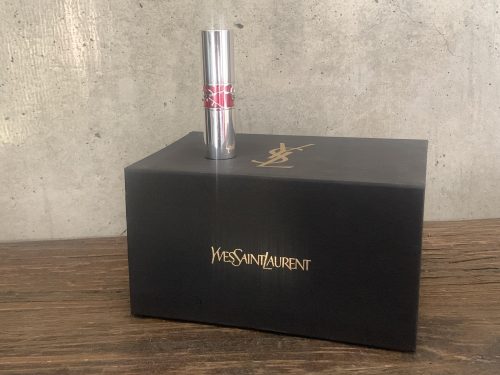 Dior（ディオール）：エレガントな刻印リップ＆香水