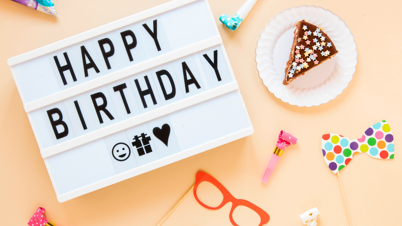 SNSやLINEで使える誕生日のメッセージ集＆絵文字